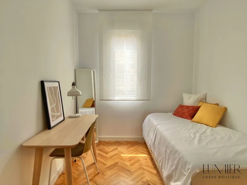 Penthouse in Gaztambide (13)