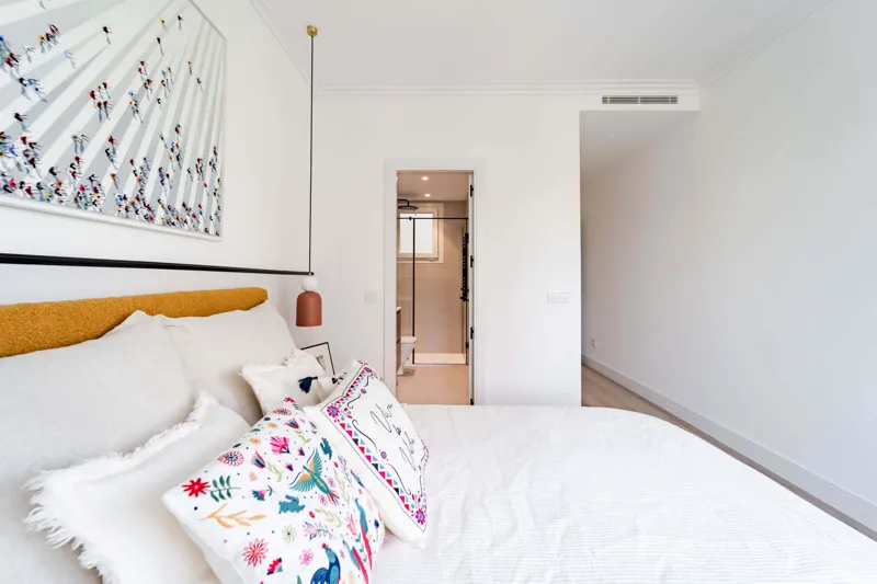 Apartment facing the Sorolla Museum (9)