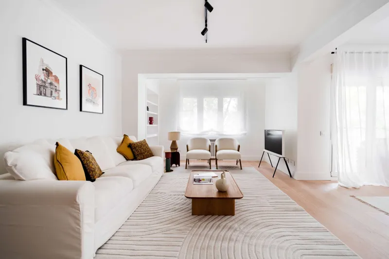 Apartment by the Bernabéu (3)