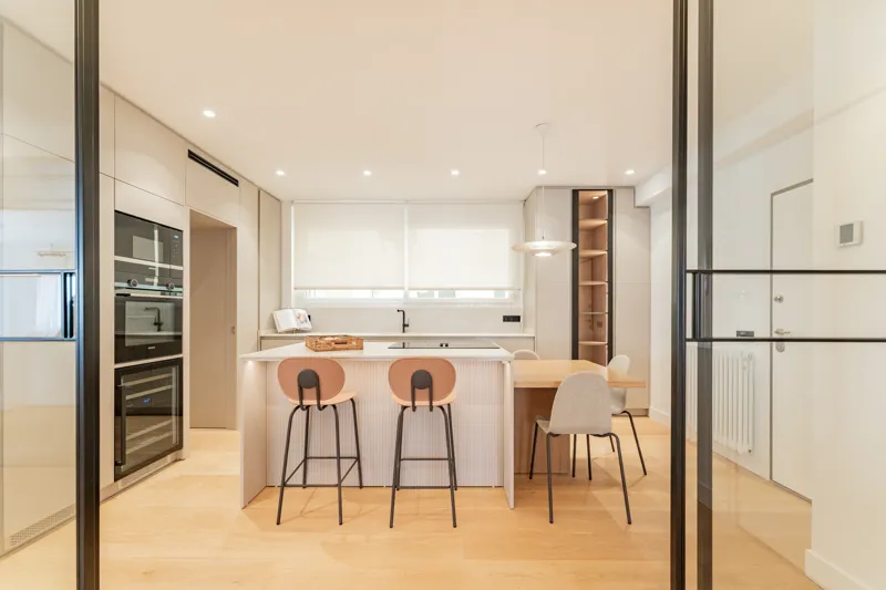 Apartment on Juan Bravo (2)
